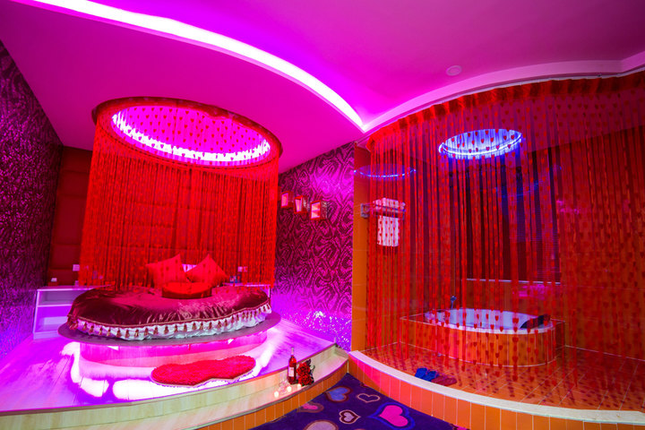 情侶酒店裝修設計效果圖