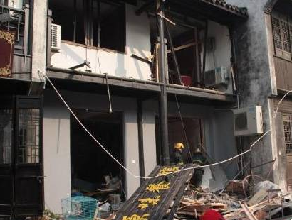嘉興原味餐館爆炸現場圖片