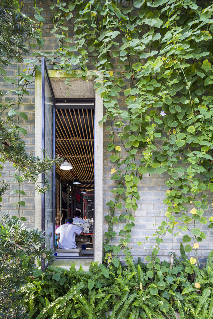 服裝廠房樣本區外部裝修設計效果圖