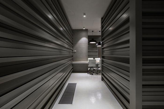 現代辦公室休息區過道裝修設計效果圖