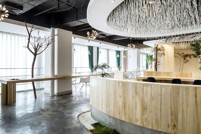 環保辦公室前臺裝修設計效果圖
