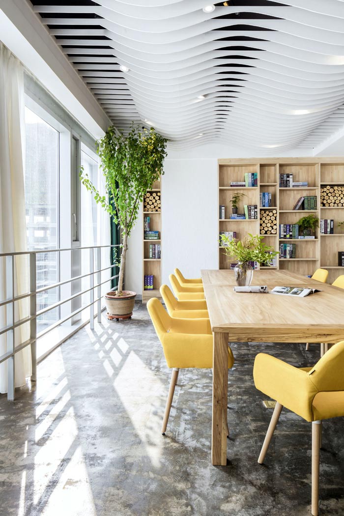 環保辦公室辦公區裝修設計效果圖