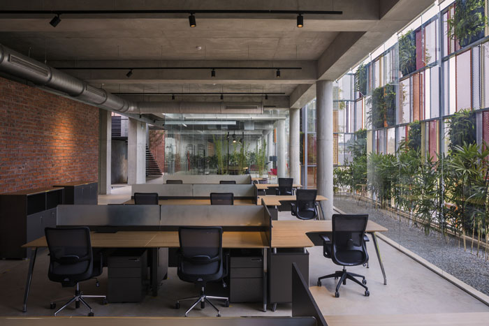 工廠辦公室辦公區(qū)裝修設(shè)計效果圖