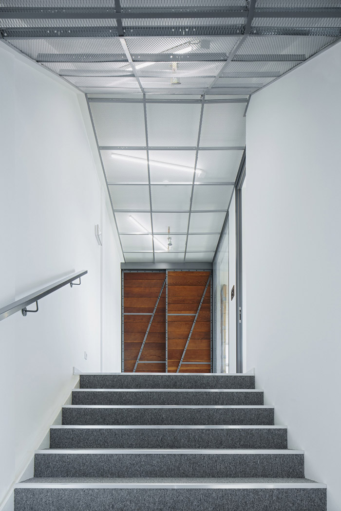 運輸公司辦公室入口裝修設計效果圖