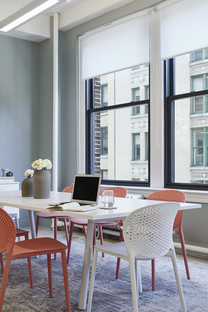 時尚公關公司辦公室辦公區裝修效果圖